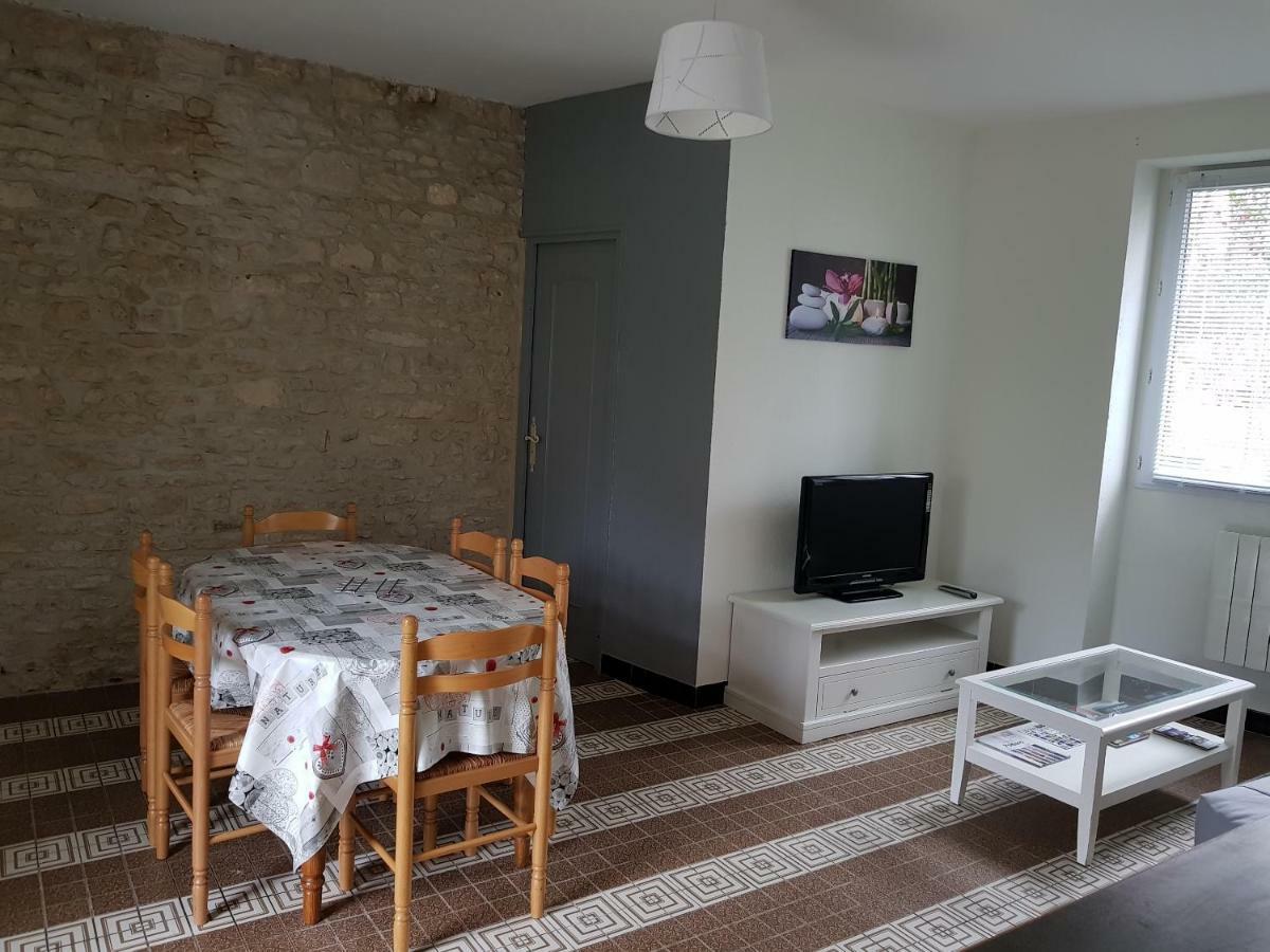 Ma Location Saisonniere Appartement Chasseneuil-du-Poitou Buitenkant foto